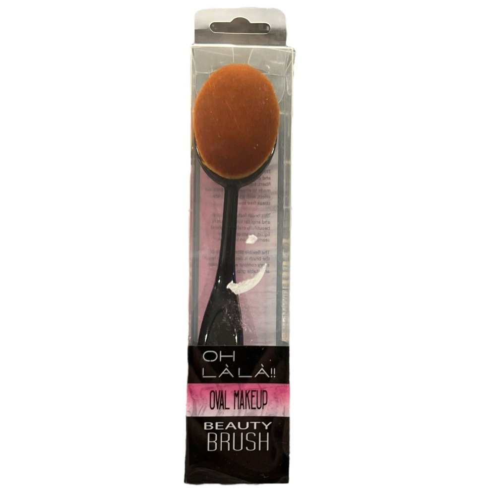 Oh La La!! Oval Makeup Beauty Brush‎ Flexible Tilted Handle Velvet Bristles NEW